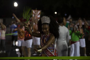 Paulo - 21 Ocak 2024: So Paulo karnavalının samba okulları Pazar gecesi Sambadrome 'da teknik prova yaptılar (21 Ocak)).