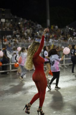 Paulo - 21 Ocak 2024: So Paulo karnavalının samba okulları Pazar gecesi Sambadrome 'da teknik prova yaptılar (21 Ocak)).