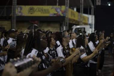 Paulo - 21 Ocak 2024: So Paulo karnavalının samba okulları Pazar gecesi Sambadrome 'da teknik prova yaptılar (21 Ocak)).