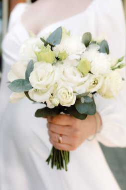 Zarif beyaz çiçekler, yakın plan, düğün buketi