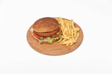 Burger tabak patates kızartması ile