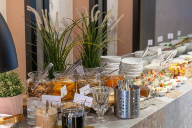 Kahvaltı Büfesi Konsepti Lüks Otel 'de Kahvaltı Zamanı