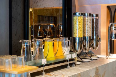 Kahvaltı Büfesi Konsepti Lüks Otel 'de Kahvaltı Zamanı