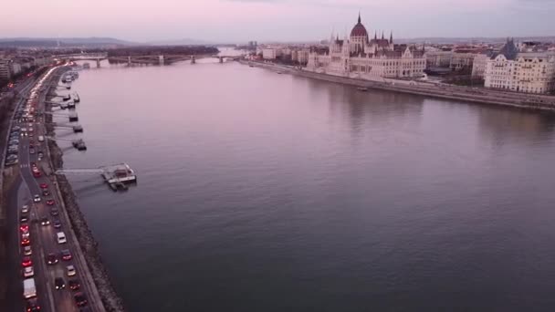 Budapeste Hungria Imagens Aéreas Nascer Sol Drone Voando Redor Estátua — Vídeo de Stock