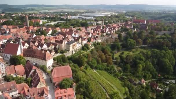 Rothenburg Der Tauber Bavaria Німеччина Reverse Drone Air View Високоякісні — стокове відео