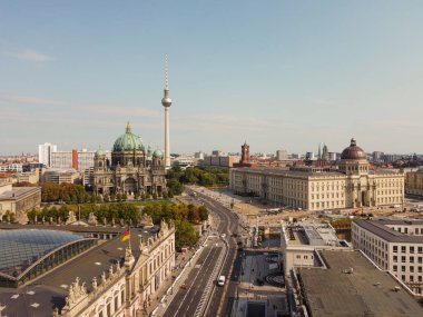 Berlin Katedrali ve Televizyon Kulesi, Almanya. Yüksek kalite fotoğraf