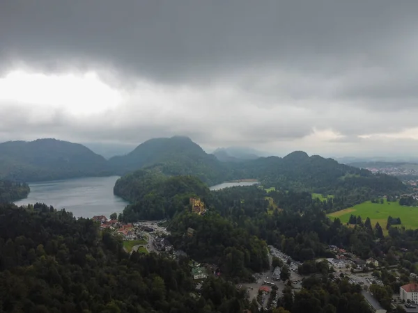 Zware Regen Zon Boven Bergen Zee Beierse Alpen Het Najaar — Stockfoto