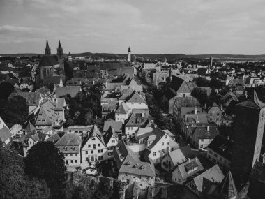 Rothenburg ob der Tauber havadan panoramik manzara. Rothenburg ob der Tauber, Almanya 'da Bavyera eyaletinde yer alan bir şehirdir. Yüksek kalite fotoğraf. Eski bir Alman şehri. Taş evler