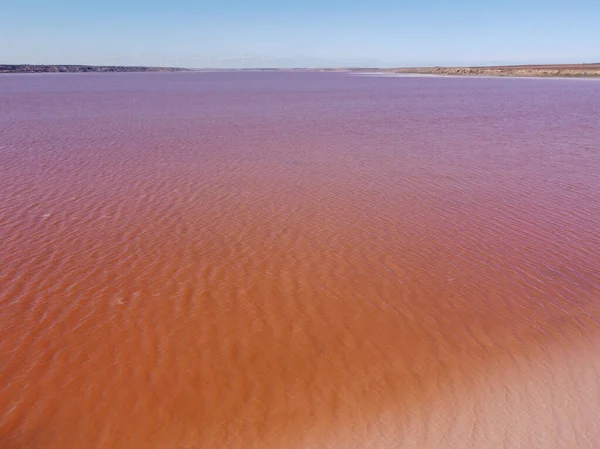 Sorvolando Lago Salato Rosa Impianti Produzione Sale Campi Stagno Evaporazione — Foto Stock