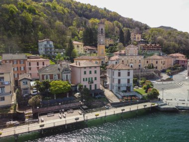 Hava manzaralı, İtalya, Toskana, Siena bölgesi, Grosseto ili, Torniella dağ köyü. Yüksek kalite fotoğraf
