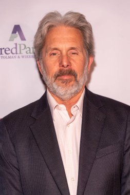 Gary Cole, 29 Ekim 2022 'de Woodland Hills, CA' daki özel konutta Otizm Hizmetleri için 1. Yıllık Ghouls Galası 'na katıldı. 