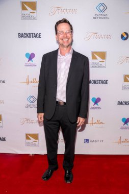 Ryan Bernstein 10 Kasım 2022 'de Taglyan Kompleksi, Hollywood' da 2022 Heller Ödülleri 'ne katıldı.