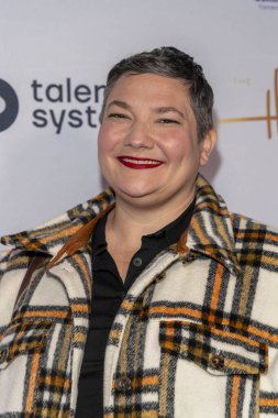 Julia Bianco Schoeffling 10 Kasım 2022 'de Taglyan Kompleksi, Hollywood, CA' da 2022 Heller Ödülleri 'ne katıldı.