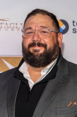 Edward Flores 10 Kasım 2022 'de Taglyan Kompleksi, Hollywood, CA' da 2022 Heller Ödülleri 'ne katıldı.