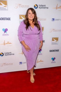 Julie Gudz, 10 Kasım 2022 'de Taglyan Kompleksi, Hollywood' da 2022 Heller Ödülleri 'ne katılmıştır.