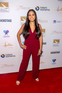 Erica Hart 10 Kasım 2022 'de Hollywood' daki Taglyan Kompleksi 'nde 2022 Heller Ödülleri' ne katıldı.