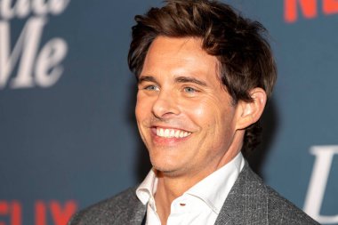 James Marsden Netflix 'in Los Angeles Premiere of Dead TO ME Sezon 3 Bölüm 15 Kasım 2022' de Tudum Screening Room, LA, CA