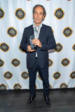 Alexandre Desplat, Avalon Hollywood Medya Ödülleri 'ne katılıyor. 16 Kasım 2022 