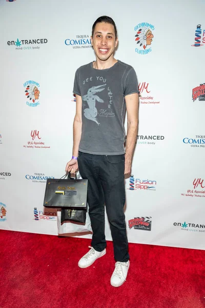 Kristopher Maslardzievskiは 2022年11月19日にカリフォルニア州ロサンゼルスのWoma Club Hollywoodで開催された2022 American Music Awardsセレブリティ ギフティング スイートに出席します — ストック写真