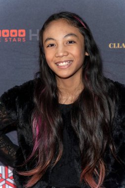 Edensky Sicam, 1 Aralık 2022 'de QD Meydanı, Westminster' da SAM Vakfı 15. yıl dönümü yardım galasına katılıyor. 