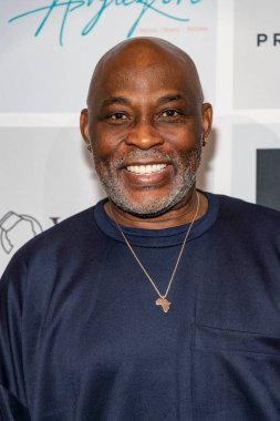 Richard Mofe-Damijo, Seyi Brown 'ın Los Angeles Kültür Şoku programına Nate Holden Gösteri Sanatları Merkezi, Los Angeles, CA 11 Aralık 2022 