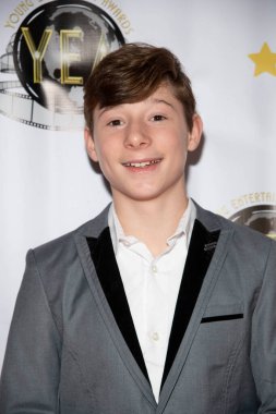 Michael P.J. Marston, Universal Sheraton, Universal City 'de düzenlenen 7. Yıllık Genç Eğlence Ödülleri' ne katıldı. 