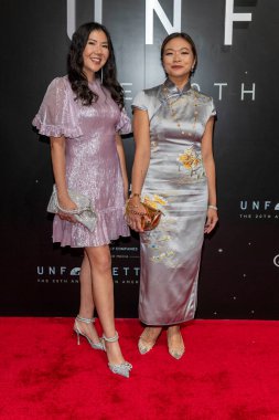 Naia Cucukov ve Adele Lim, Lexus 'un The Beverly Hilton, Beverly Hills, CA 17 Aralık 2022' de sunduğu 20. 