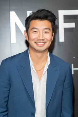 Simu Liu, Lexus 'un Beverly Hilton, Beverly Hills, CA 17 Aralık 2022' de sunduğu 20. Unutulmaz Galasına katıldı. 