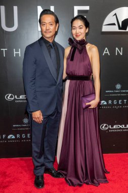 Louis Ozawa ve Jackie Chung, Lexus 'un Beverly Hilton, Beverly Hills, CA 17 Aralık 2022' de sunduğu 20. 