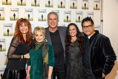 Yapımcı Suzanne DeLaurentiis, Aktris Charlene Tilton, Baş Aktör Tony Stavola, Yapımcı Leilani Turner, Yönetmen Dale Fabrigar 