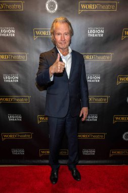 Aktör John Savage, 18 Mart 2023 'te Hollywood Post 43' te 