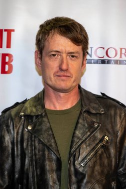 Aktris Isabella Blake-Thomas, yönetmen Elizabeth Blake-Thomas, 28 Mart 2023 tarihinde TCL Çin Tiyatrosu 'nda Latigo Film Av Kulübü' nün dünya prömiyerine katıldı.