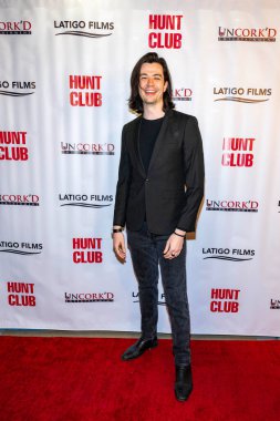 Aktris Isabella Blake-Thomas, yönetmen Elizabeth Blake-Thomas, 28 Mart 2023 tarihinde TCL Çin Tiyatrosu 'nda Latigo Film Av Kulübü' nün dünya prömiyerine katıldı.