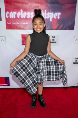 Şarkıcı Ayla Rae, Kendall Rae Ricci 'nin 