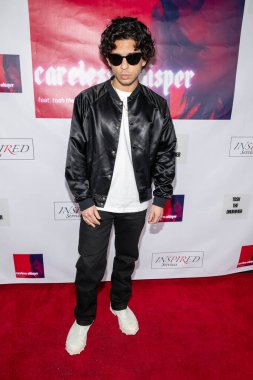 Aktör / Müzisyen Joel Matthew, Kendall Rae Ricci 'nin 