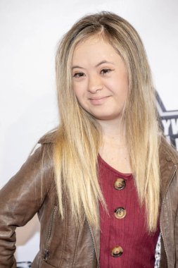 Model Kennedy Garcia, 15 Haziran 2023 'te Santa Monica' daki Famecast Stüdyoları 'nda Zigazoo ve Teen Beat Media' nın sunduğu 