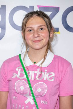 Şarkıcı Kiara Dokaj, Zigazoo ve Teen Beat Media 'nın sunduğu 