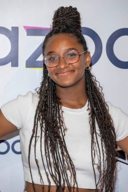 Aktris Zariayah Gibson, Zigazoo ve Teen Beat Media 'nın sunduğu 