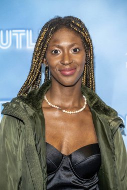 Aktris Simone Grooms, Los Angeles Culver Tiyatrosu 'nda 2023 Micheaux Film Festivali Açılış Gecesi' ne katıldı.