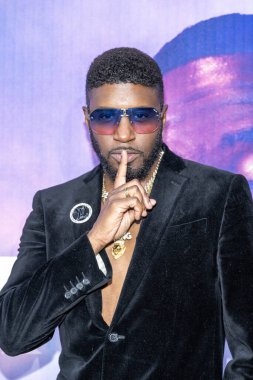 Aktör Septimius, Los Angeles Cinemark Baldwin Hills 'de 26 Temmuz 2023' te Los Angeles Prömiyer Yönetmeni Anthony Bawn TV Serisi 'ne katıldı.