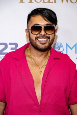 Moda uzmanı Obie Lebeau, Hilton Los Angeles San Gabriel, Los Angeles 'ta Mega Mix Sağlık ve Güzellik Fuarı' na katılıyor.