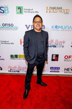 Imagen Latin Dergisi yazarı Roberto Carrillo, Hilton Los Angeles San Gabriel, Los Angeles 'ta Mega Mix Sağlık ve Güzellik Fuarı' na katılıyor.