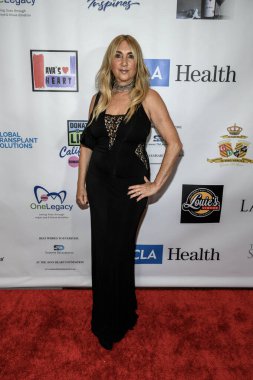 Tasarımcı Sidra Franklin-LoCurto, Taglyan Kompleksi, Los Angeles, CA 24 Ağustos 2023 'te Ava' nın Kalp Ödülü Galasına katılıyor.