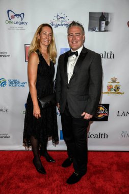 Bridge to Life Jennifer Guzman, Aaron Gilchrist Taglyan Kompleksi, Los Angeles 'ta düzenlenen OneLegacy Yıllık Ava Kalp Ödülü Galasına katıldı.