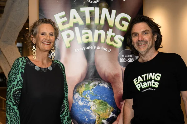 Kate Clere Mick Mcintyre Assistent Première Eating Plants Season Los — Photo