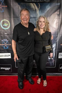 Aktris Katherin Kovin-Pacino ve kocası Los Angeles Film Premiere BENEATH US 'e katılıyor. 5. Laemmles Şehir Merkezi, Los Angeles, CA 14 Eylül 2023