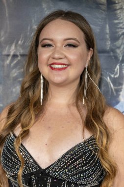 Yapım asistanı Racheal Vanloo Los Angeles Film Premiere BENEATH US Hepsi Laemmles Town Center 5, Los Angeles, CA 14 Eylül 2023