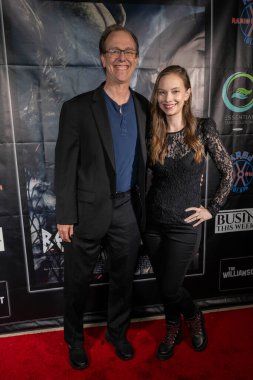 Aktör Sean Whalen, Aktris Rebekah Kennedy Los Angeles Film Premiere BENEATH US Hepsi Laemmles Town Center 5, Los Angeles, CA 14 Eylül 2023