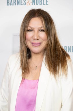 Yazar Iris Navarrette, Barnes and Noble 'daki The Grove, Los Angeles, CA 16 Ekim 2023' teki 