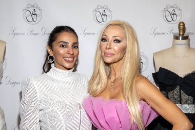 L 'Dezen' in kurucusu Payal Shah, Özel Tasarımcı Senfoni Prensi Özel Tasarımcı Senfoni Prensi The Britly, Los Angeles, CA 19 Ekim 2023 'te VIP koleksiyonunu sunar.